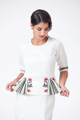 Mirenna-Ivory blúz, elefántcsontszín alappal, prémium anyagból