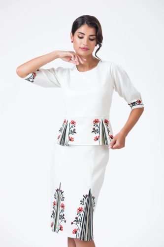 Mirenna-Ivory blúz, elefántcsontszín alappal, prémium anyagból